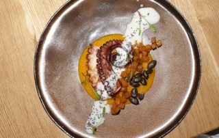 Almatò: polpo, zucca, caprino